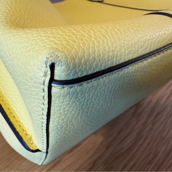 Authentic Tory Burch Triple Compartment Perry - Picture 7 of 14